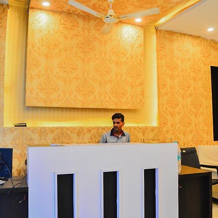 Hotel City Palace Ujjain Dış mekan fotoğraf
