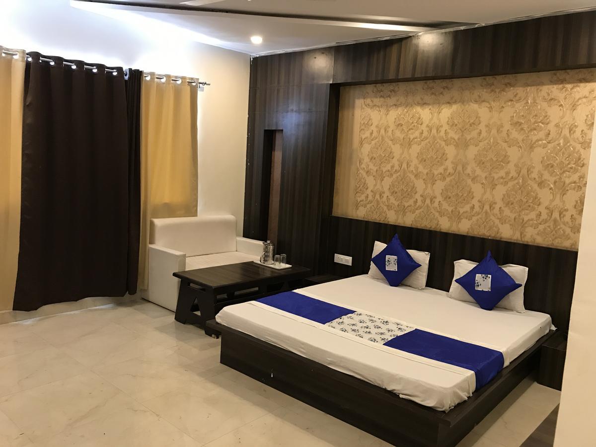 Hotel City Palace Ujjain Dış mekan fotoğraf