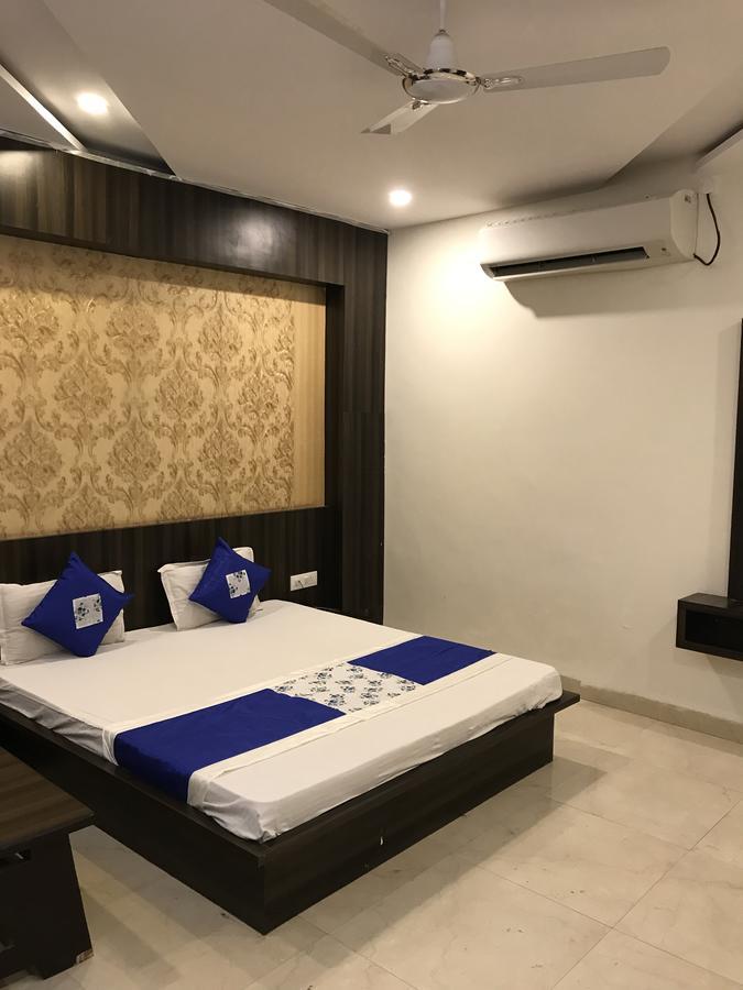 Hotel City Palace Ujjain Dış mekan fotoğraf